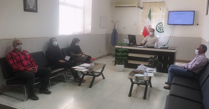 جلسه بررسی استعلام بهاء عملیات کیسه گیری، توزين و بارگیری ٤٠٠٠ تن كود شيميايى فله در بستر سامانه تدارکات الکترونیکی دولت