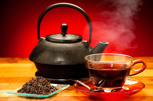 واردات چای از ۳ ماه پیش متوقف شد/ بخشی: سازمان استاندارد بی‌دلیل جلوی واردات را گرفت